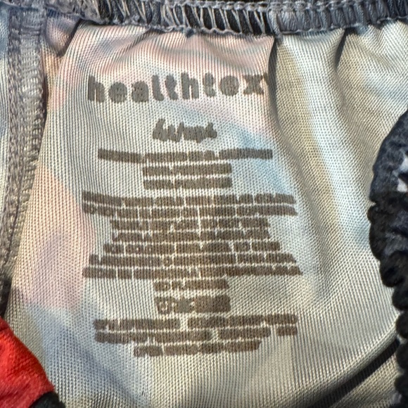 4/$15 (2 pair) Blue Patterned and Red Patterned Basketball Shorts - Picture 9 of 9